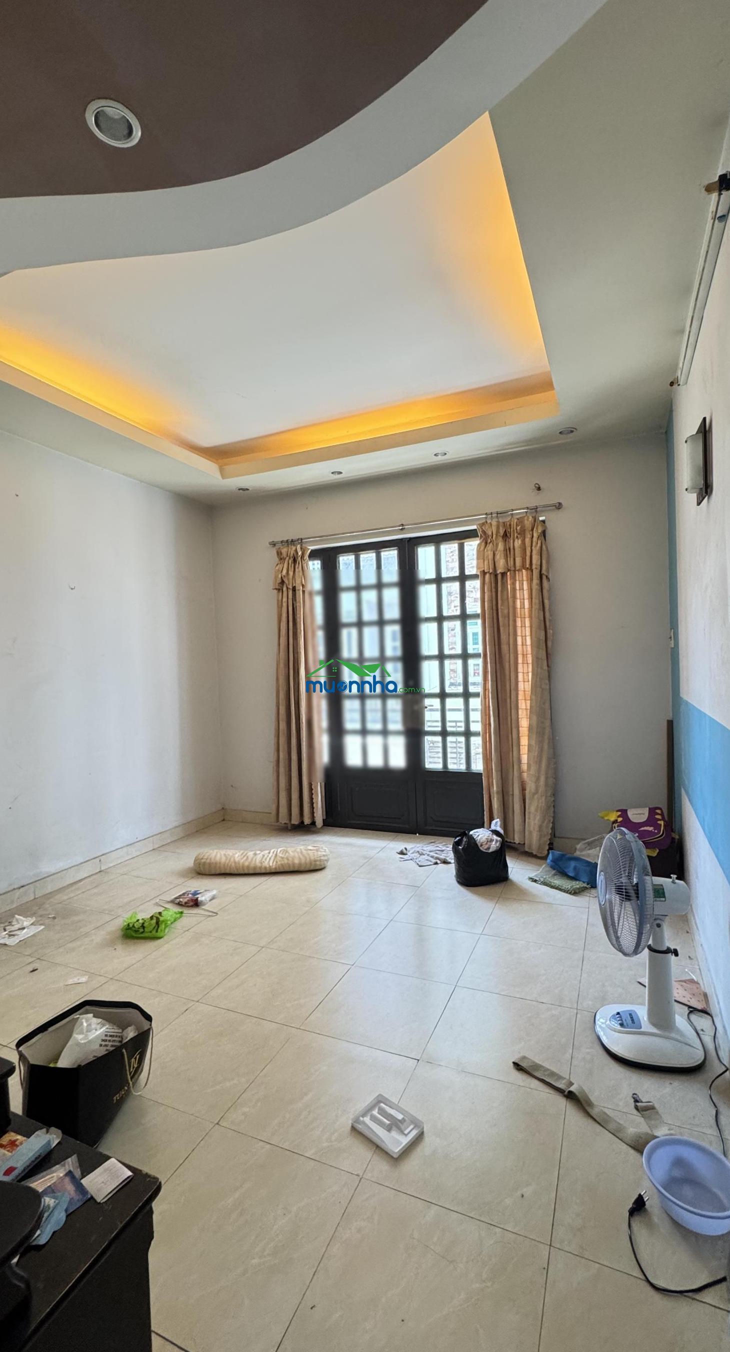 Nhà đẹp tân phú - hẻm ô tô - 74,5m - 3 tầng - ngay ngã tư hoà bình, luỹ bán bích - giá 5,x tỷ - 3