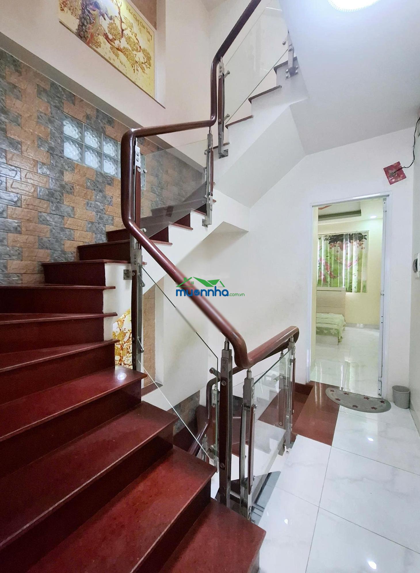 Nhà 2 mặt hẻm trước sau - lê hồng phong q5 - 5 tầng hoàn công cách mt đường lớn 20m - chỉ 9 tỷ