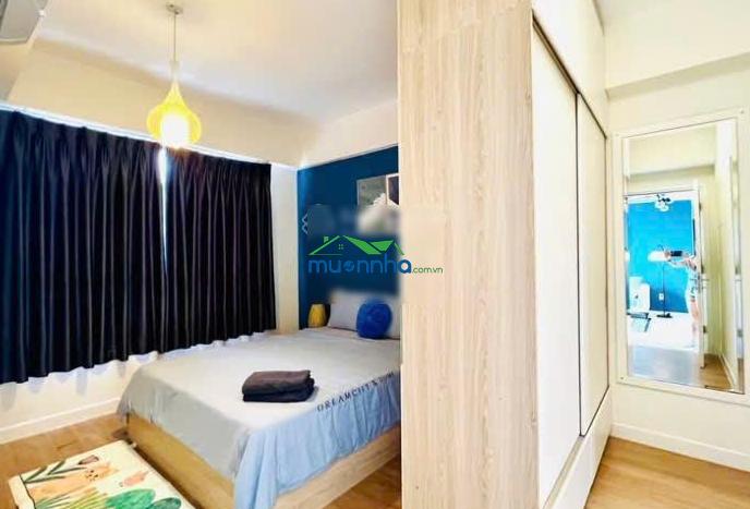 2 tỷ (50m2),ch phong thuỷ,hướng tốt ,sổ trao tay ,bank 70% duyệt nhanh ,tầng trung view góc hồ bơi