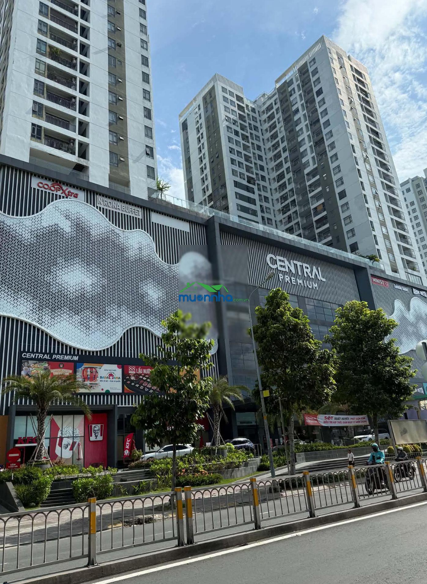 Hxh 6m ngay tạ quang bửu & phạm hùng, p. 4, q. 8, dt: 4,2 x 17m, 4 tầng, giá 10 tỷ 8