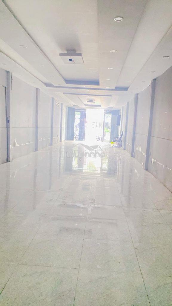 Cho thuê nhà 272 m2  mặt tiền đường  3/2 tiện văn phòng