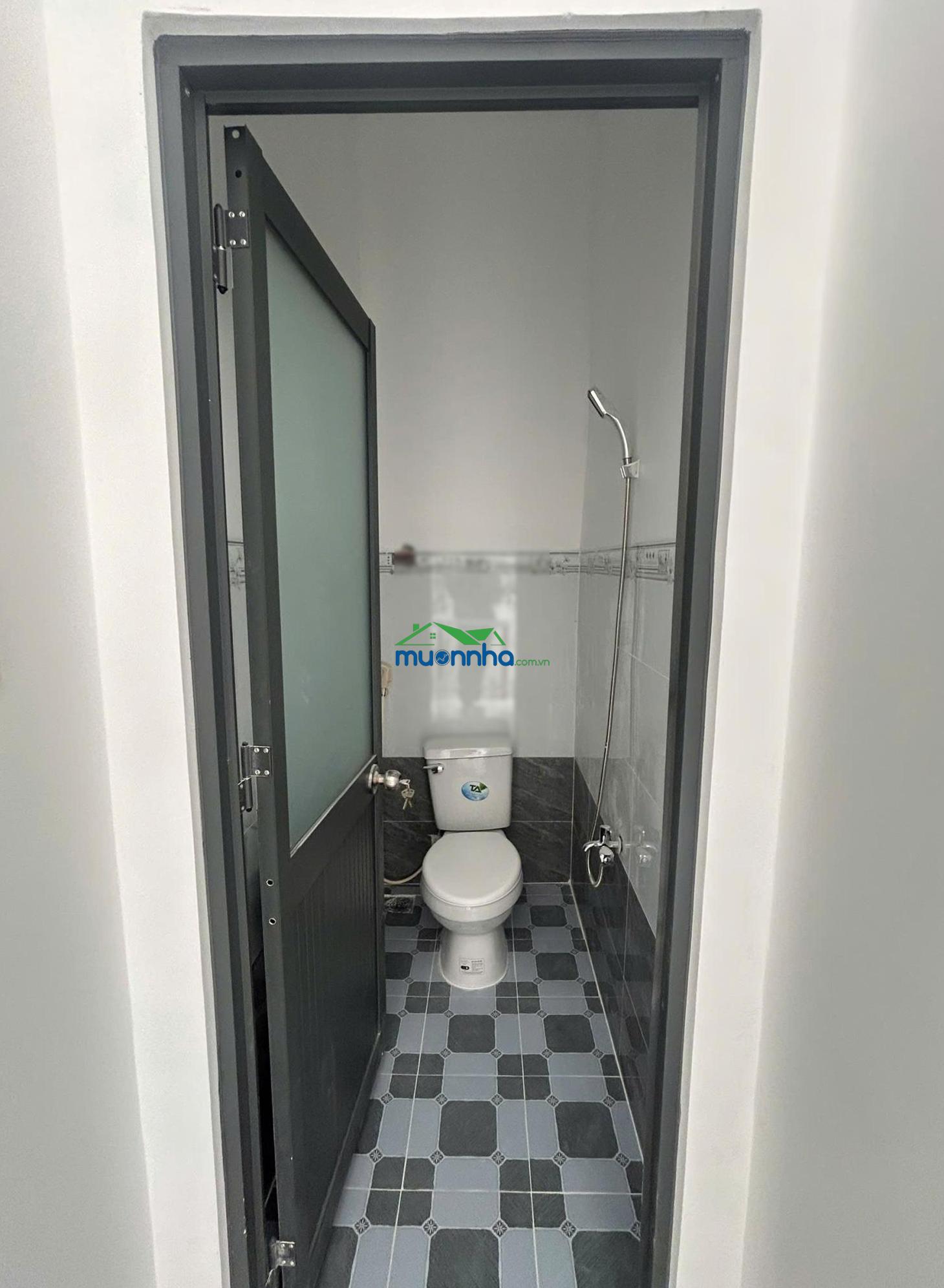 Nhà sổ riêng chính chủ hóc môn giá chỉ 550tr, xây dựng kiên cố vào là ở ngay - 3