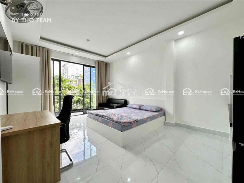 Căn hộ cho thuê ban công gần vạn hạnh mall ngay thành thái quận 10