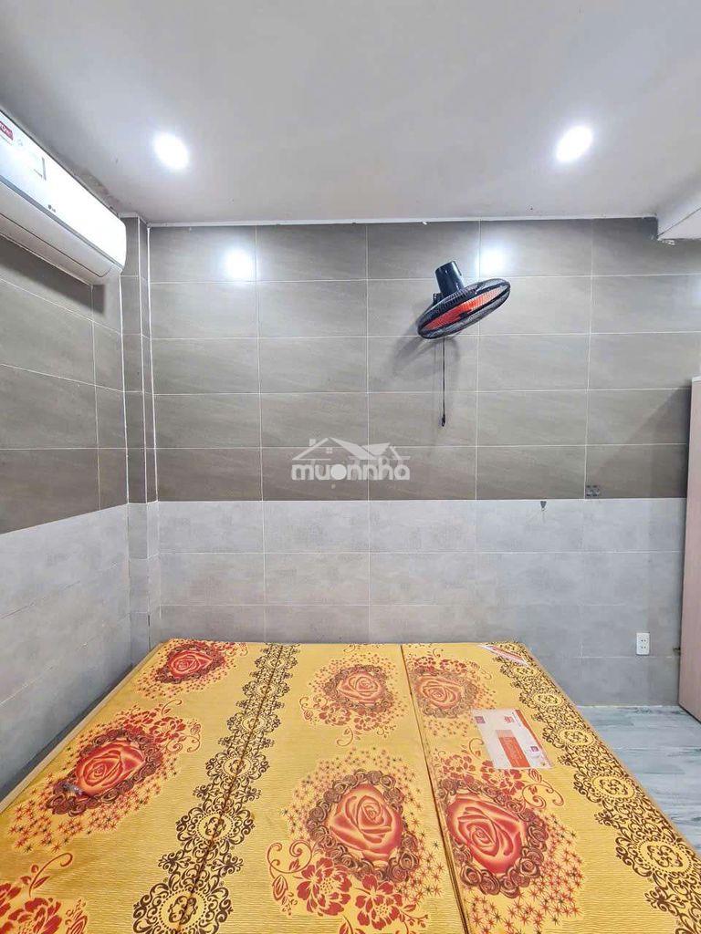 Cho thuê chdv 25m2, full nội thất, đ. phạm văn đồng, gần cv gia định - 4