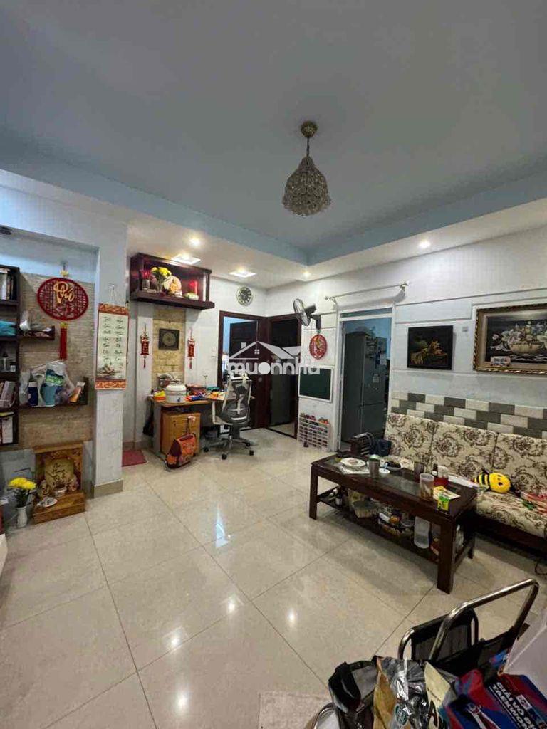 Cho thuê căn hộ chung cư hà kiều lầu 1 .dt :65 m2 gồm 3 phòng ngủ ,1 v - 2