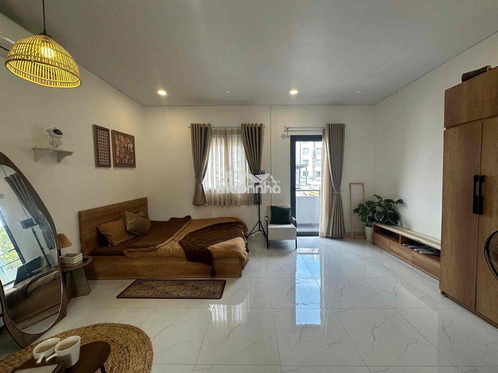 Studio 35m2 ban công ngay etown cộng hoà - 4