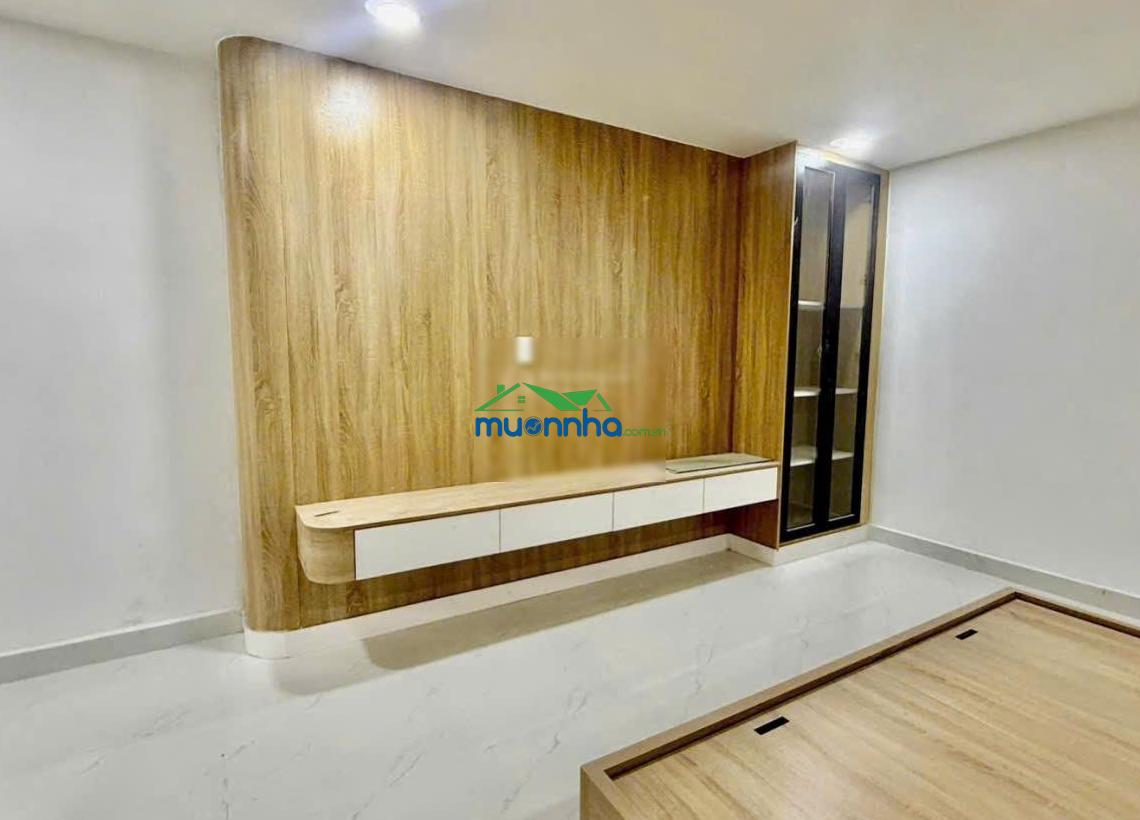 Bán nhà đẹp mtnb đường thông 10m cư xá phú lâm c - 4 x 19m 2 tầng, thông khu tên lửa