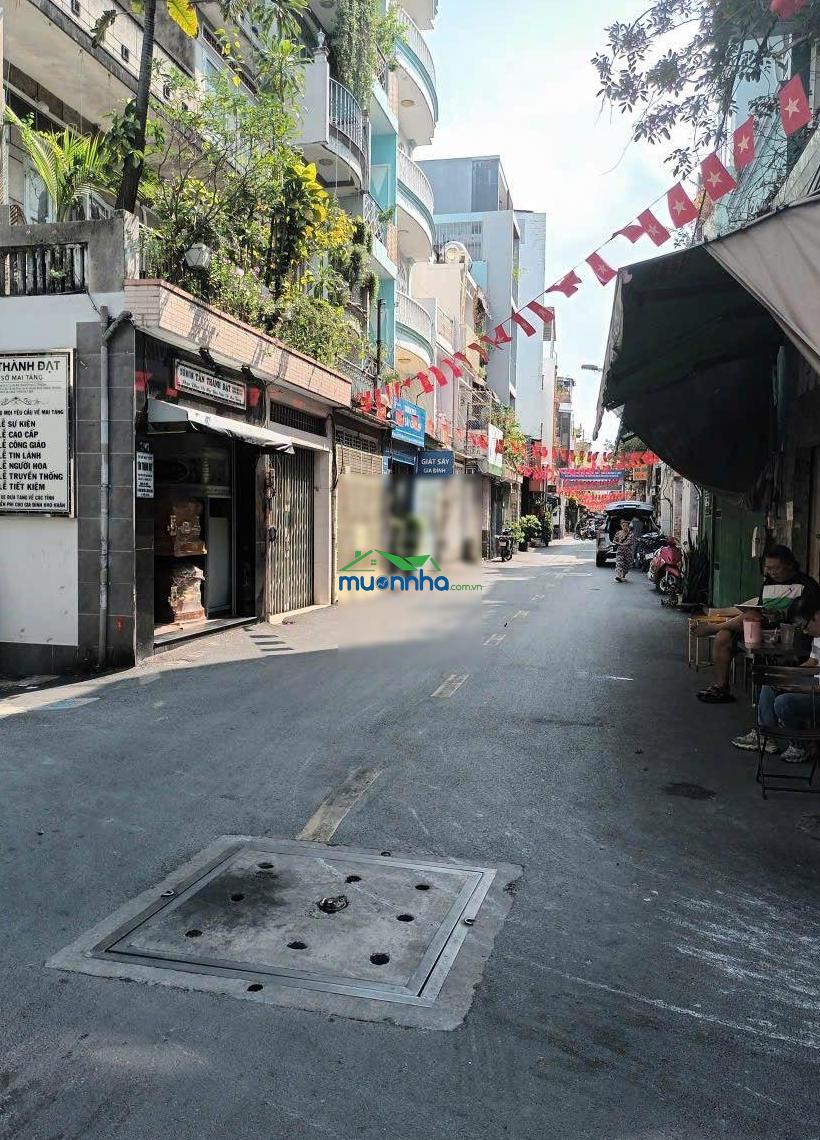 Bán nhà 2 mặt tiền đường số khu cư xá đô thành phường bàn cờ q3 dt: 4m(4.5m) x 10m 1 lầu giá 9 tỷ 9 - 3
