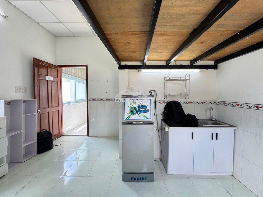 Duplex 28m2 cửa sổ trời thoáng mát ngay cầu chữ y, đh tự nhiên, sg - 3