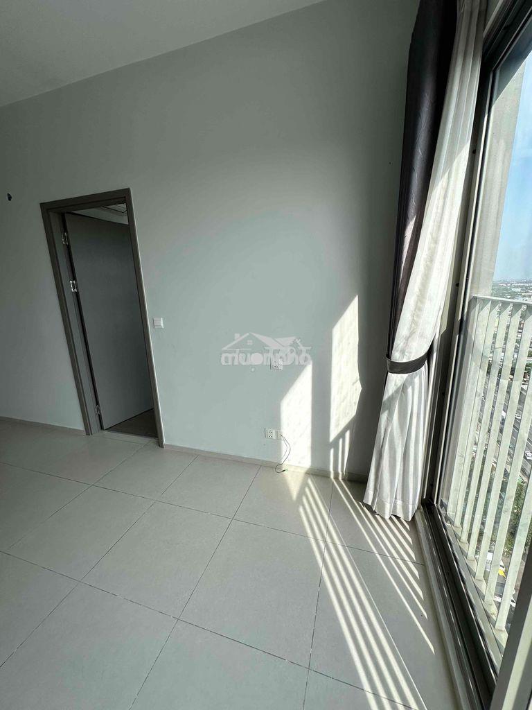 Cho thuê căn 59m2 - 2pn giá 7 triệu - sẵn máy lạnh và nước móng