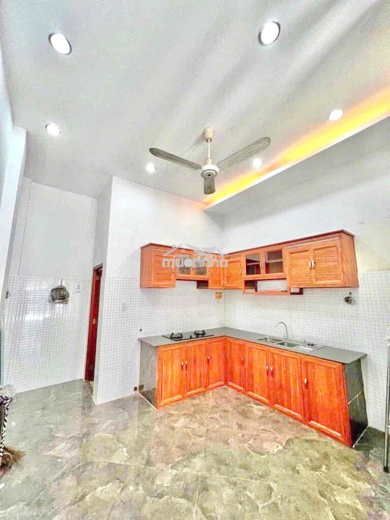 Nhà 2 lầu 4pn 4wc, đường trương phước phan, sân thượng - 2