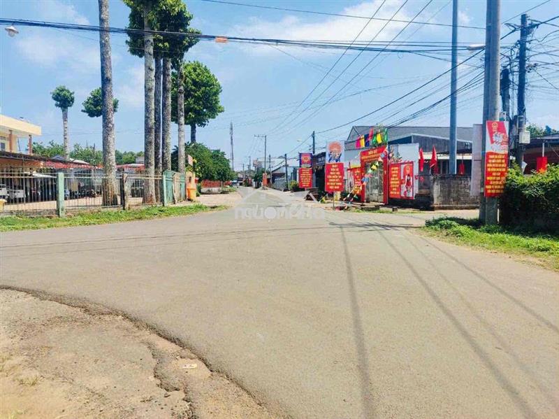 Đất vườn nghỉ duõng ngay khu du lịch giá rẻ