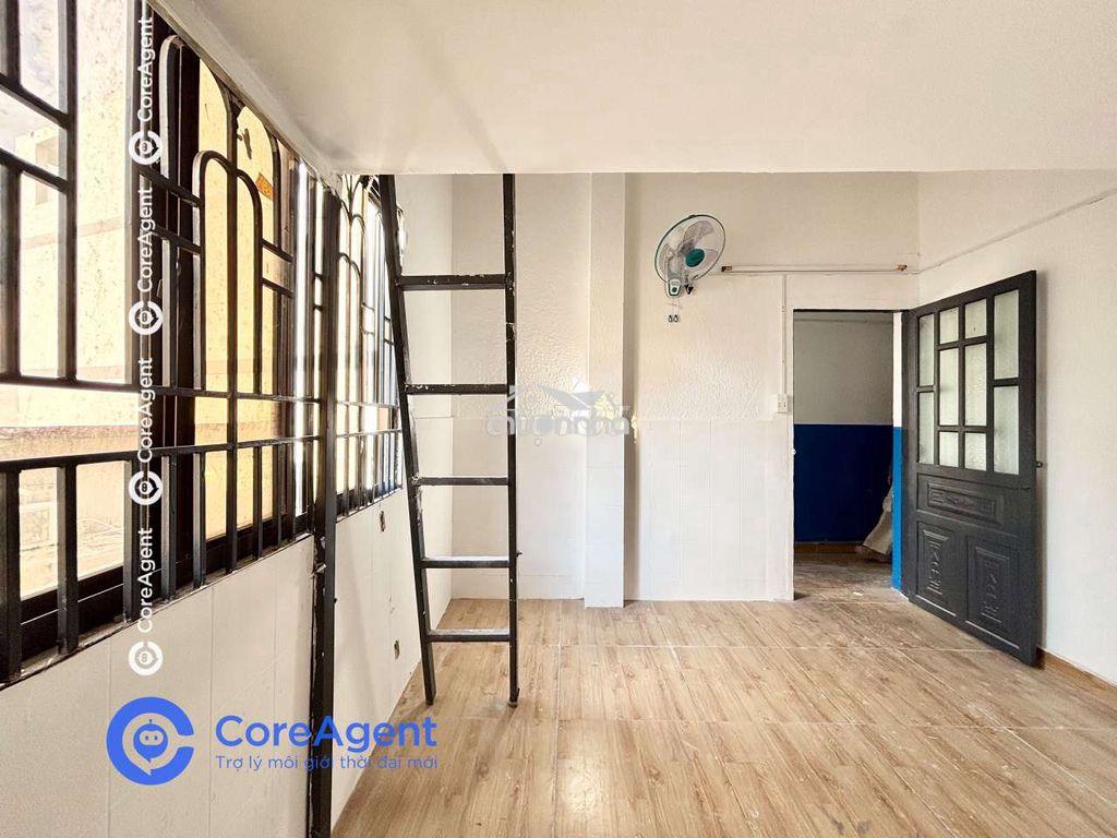 Phòng trọ có gác - cửa sổ trời - 3