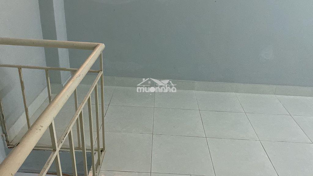 Cho thuê nguyên căn nhà trọ có gác suốt 24m2, sạch đẹp chỉ 1.8tr/th - 3