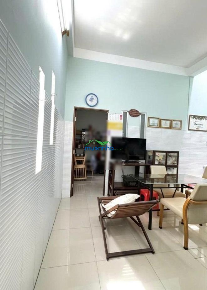 Bán nhà 2 tầng ngang 4.5m hoàn công đủ - không lộ giới - gần mega - giá chỉ 4.3 tỷ thương lượng - Ảnh 2