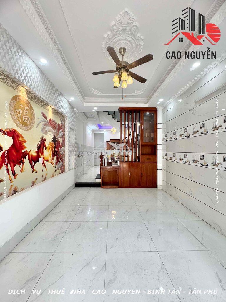 Nhà thuê, 4x16 3 lầu 5pn 5wc, đường mã lò