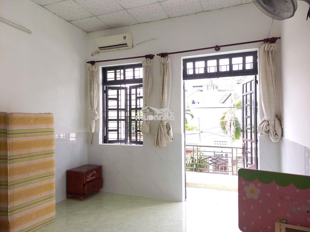 Nhà diện tích 65m², mới sửa khang trang, gồm 3pn, sân chung rộng rãi - 3