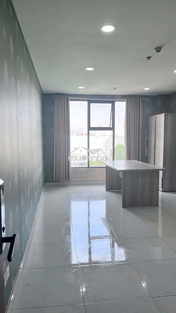 Cho thuê hoặc sang nhượng offices cc the golden star nguyễn thị thập