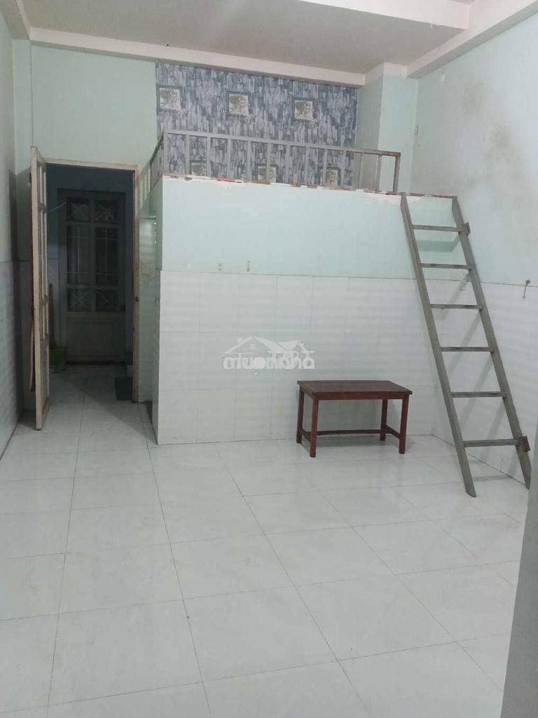 Còn phòng trống ngay cv phần mềm quang trung, quận 12