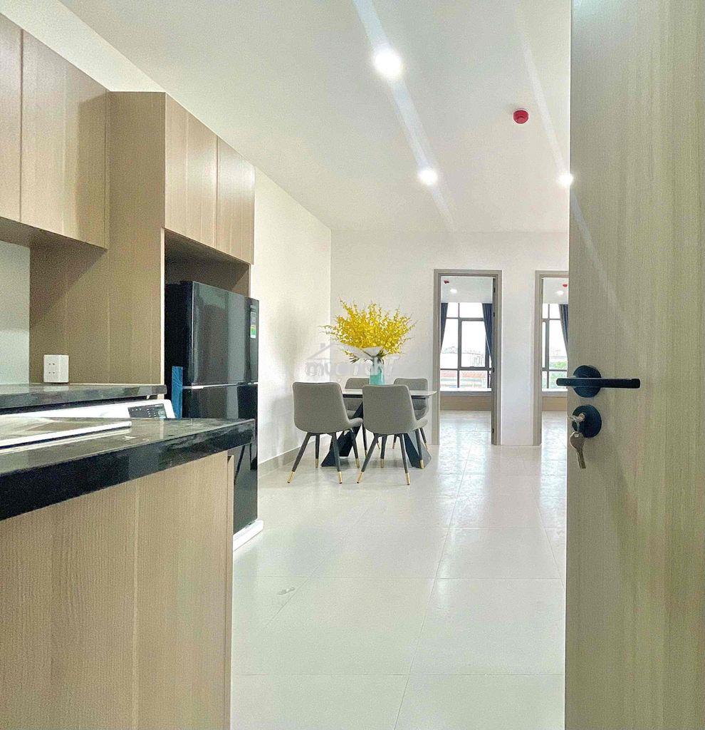 Căn hộ 2 phòng ngủ 80m2 ngay sân bay cv gia định - 2