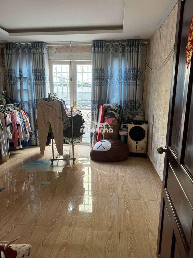 Nhà kdc bình phú 1 đối diện công viên - 3