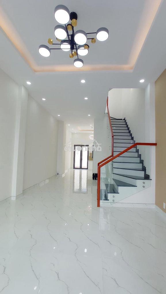 Cho thuê nhà mới phạm văn chí, 4 tầng, chỉ 14.5tr/tháng