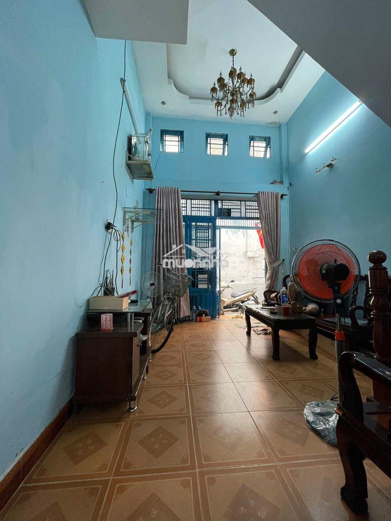 Cho thuê nhà nguyên căn, 3 phòng ngủ, trệt, 1 lửng, 1 lầu, có nội thất - 2