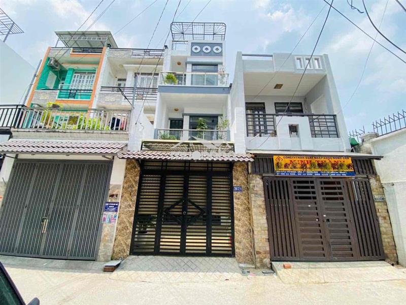 Nhà đúc 2 lầu hẻm xe tải tô ngọc vân vào 50m,giáp gò vấp