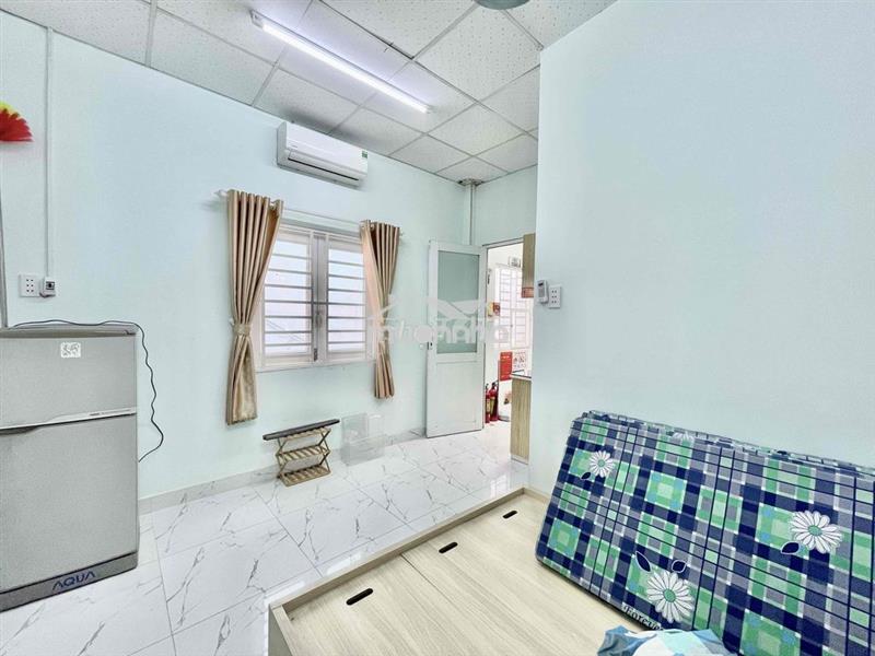 Cho thuê phòng trọ có cửa sổ thoáng đầy đủ nội thất gần bv chợ rẫy