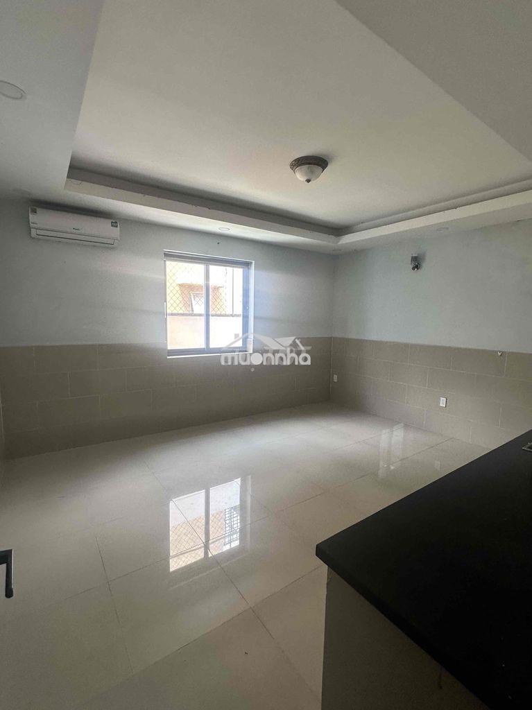 Cho thuê phòng 30m2 cát lái-q2 tphcm
