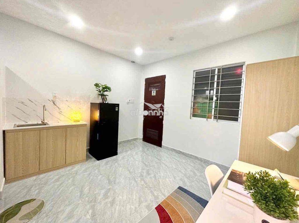 Studio ban công giá rẻ full nội thất ngay dương quảng hàm - 4