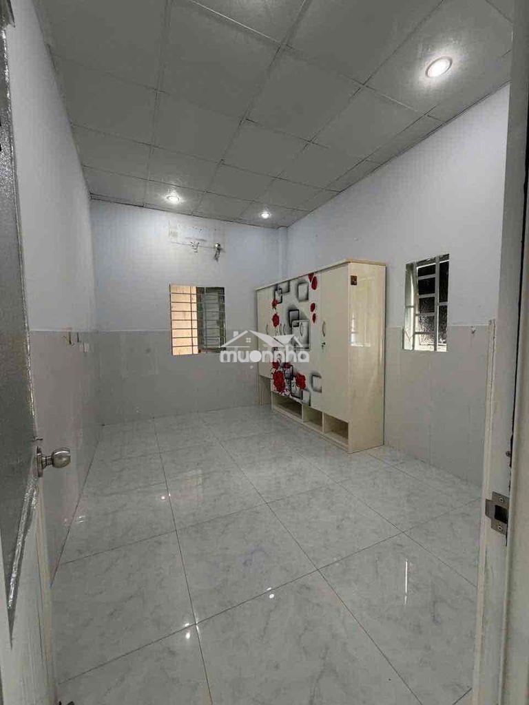 Nguyên căn hẻm rộng 2pn htp gần cầu phú mỹ