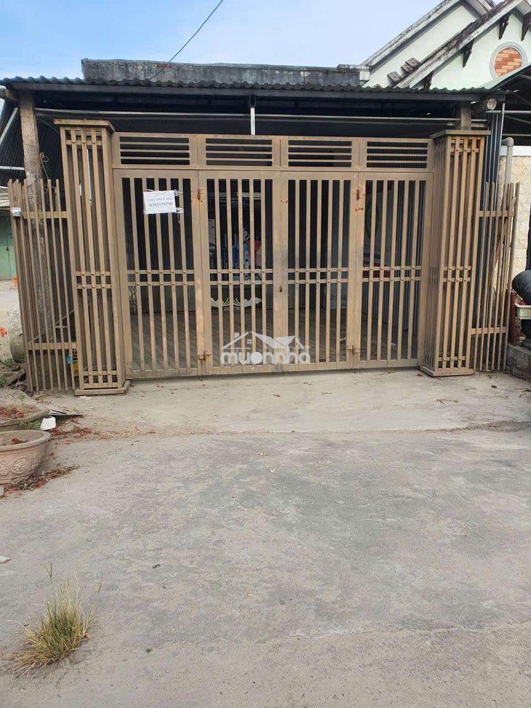 Cho thuê nhà cấp 4 mặt tiền để kính doanh