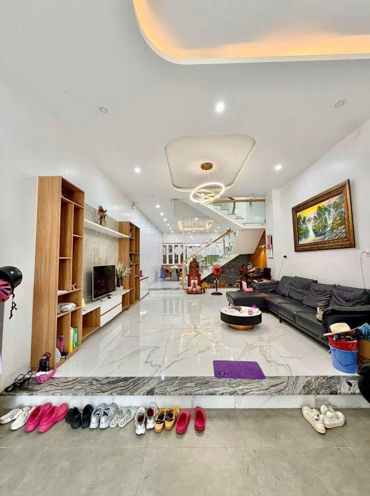 Cho thuê nhà full nội thất khu ao sen dt 5*20m - 2