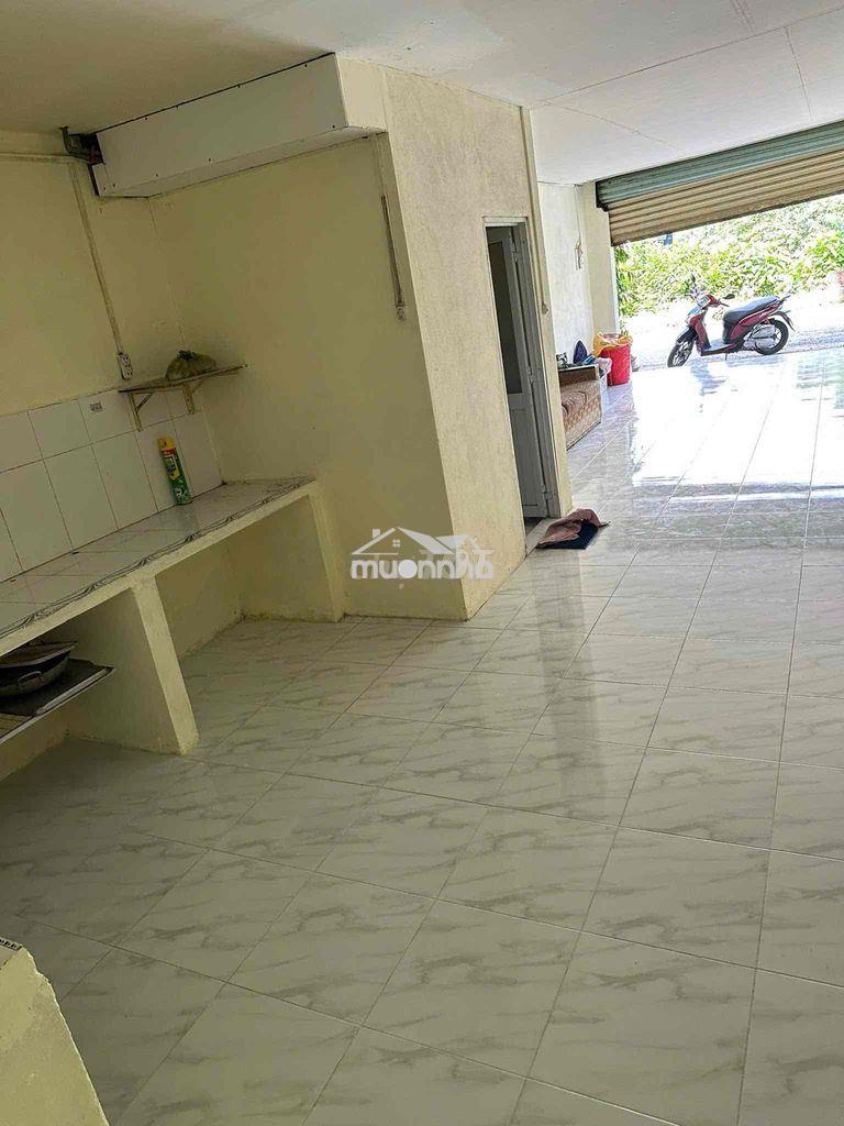 Nhà mặt tiền bờ kẻ - 2