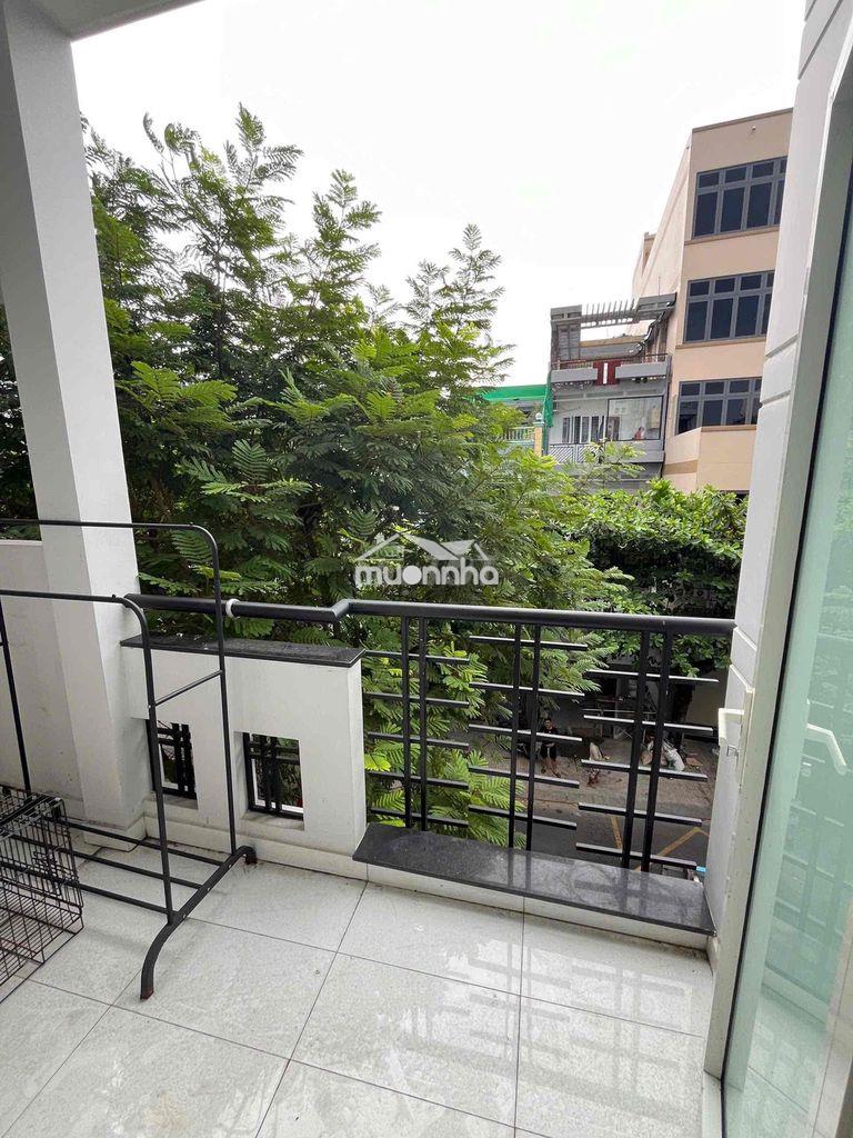 Chính chủ cho thuê căn hộ ban công mặt tiền phạm văn chí   📍 - 4