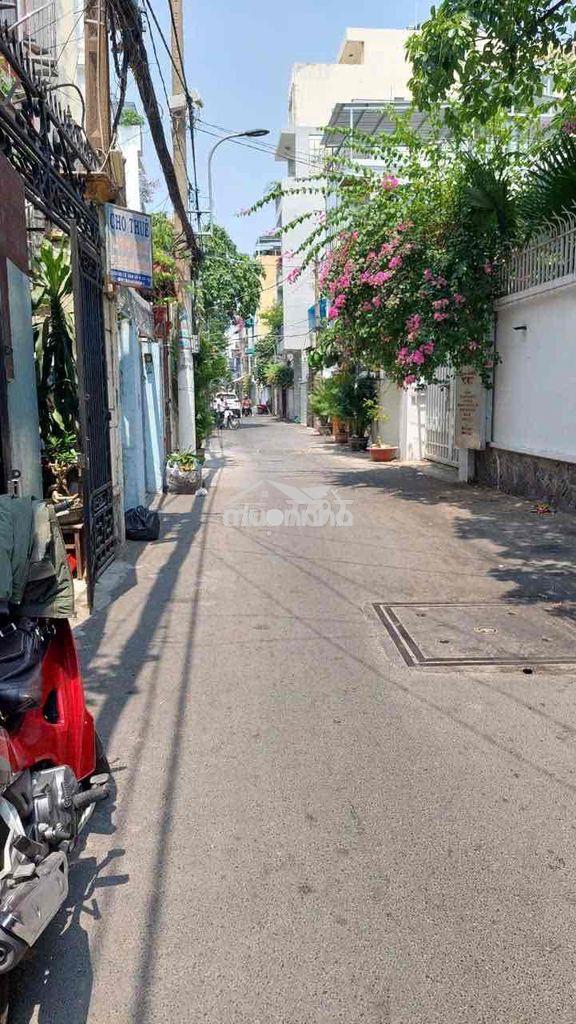 Cho thuê nguyên căn 4.5*22m - hxt thông - 1tr2l hẻm lê văn sỹ - q3 - 2