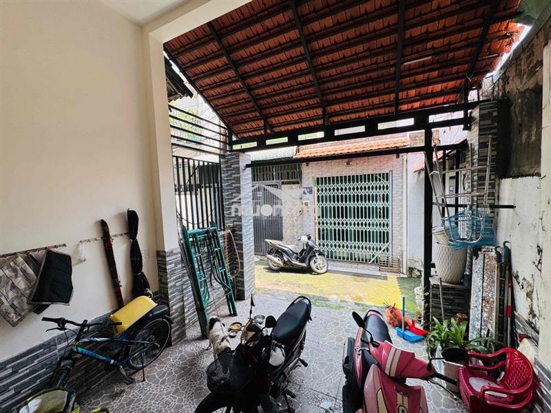 Bán nhà hxh quốc lộ 13, hiệp bình phước, thủ đức, 116m2, 4 lầu, 4pn, 6