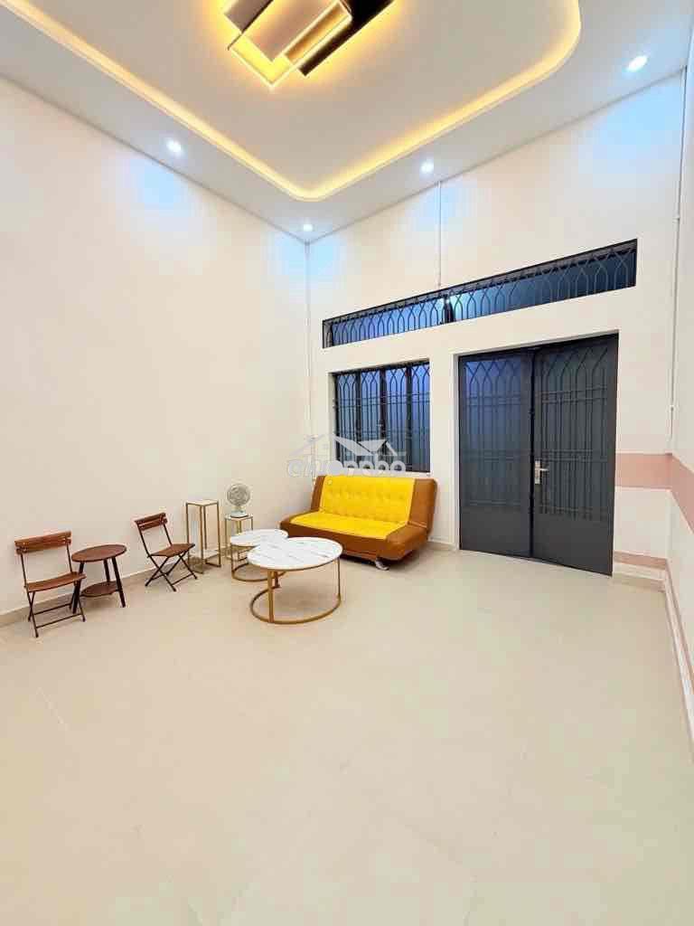 Hiếm hẻm 4m . 2 tầng. 4.5*15m . phạm văn bạch . tân bình . chỉ 5t .ỷ