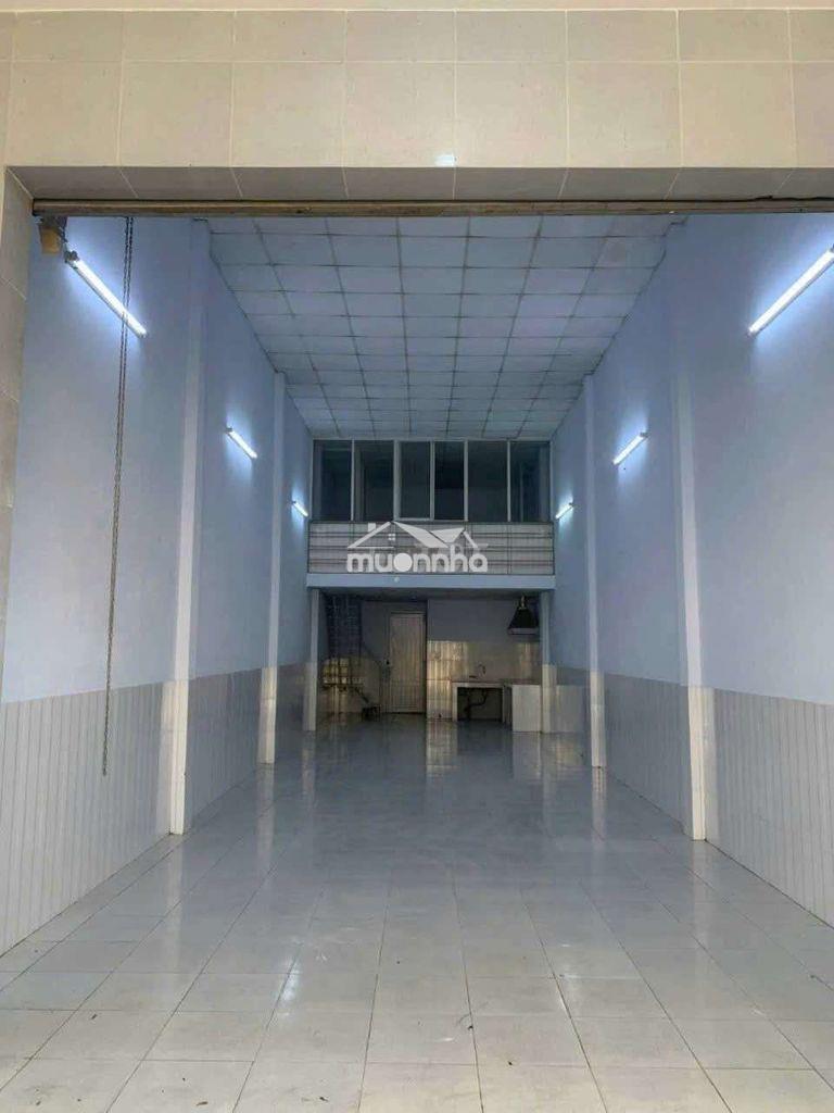 Cho thuê nhà 4×25 có gác giá 8 triệu  - 2