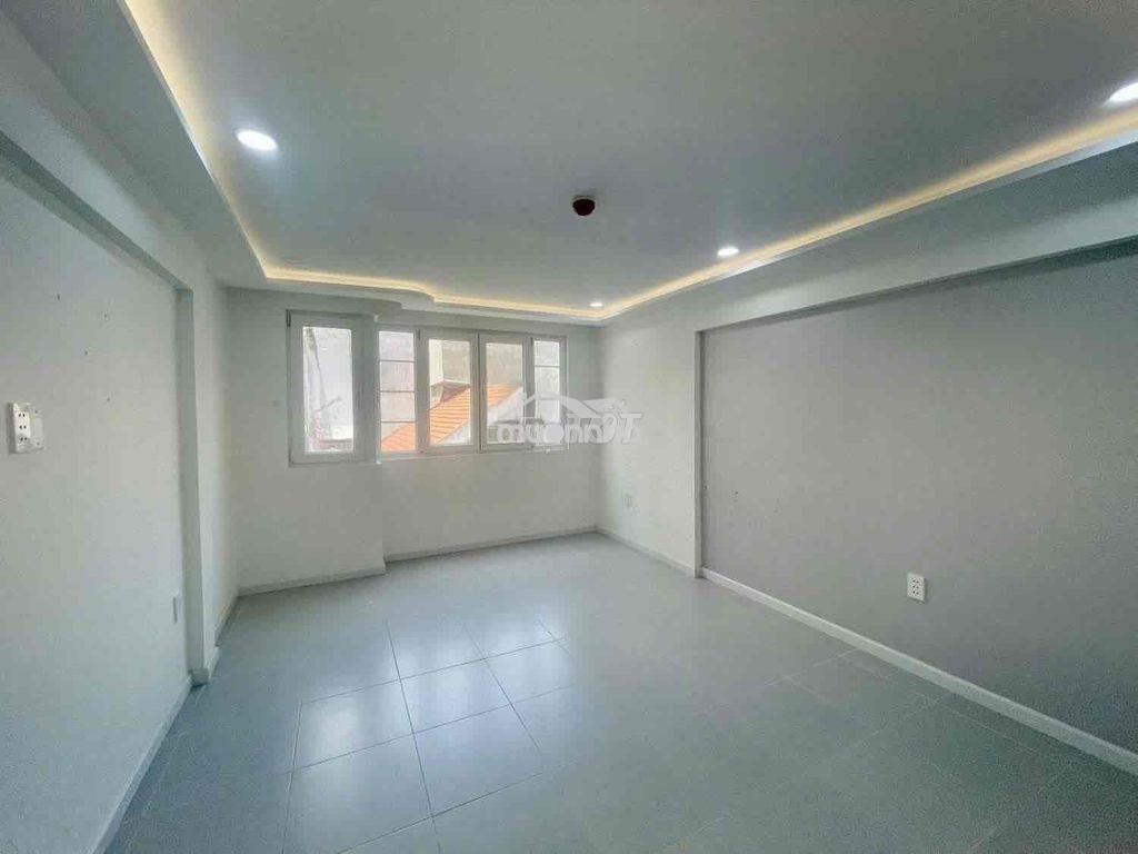 Nhà 6 phòng ngủ 3,6x15 sư vạn hạnh. hẻm xe hơi - 3