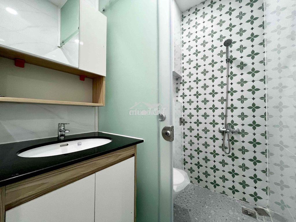 Khai trương căn hộ dịch vụ mặt tiền đường hồng bàng, q5 - 4