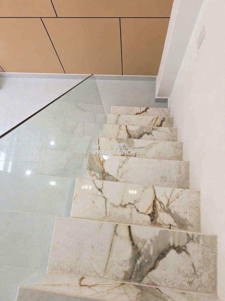 Mua bán nhà quận 4, 3 tầng, nhà mới 100%, dân cư hiện hữu, hẻm 3m ! - 4