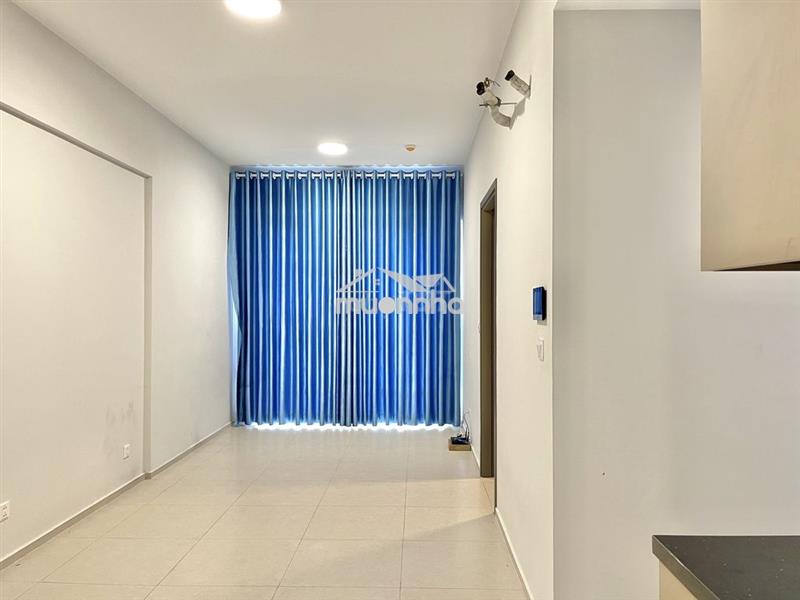 Bán căn 60m2, block c, tầng cao, view ủy ban, có sổ