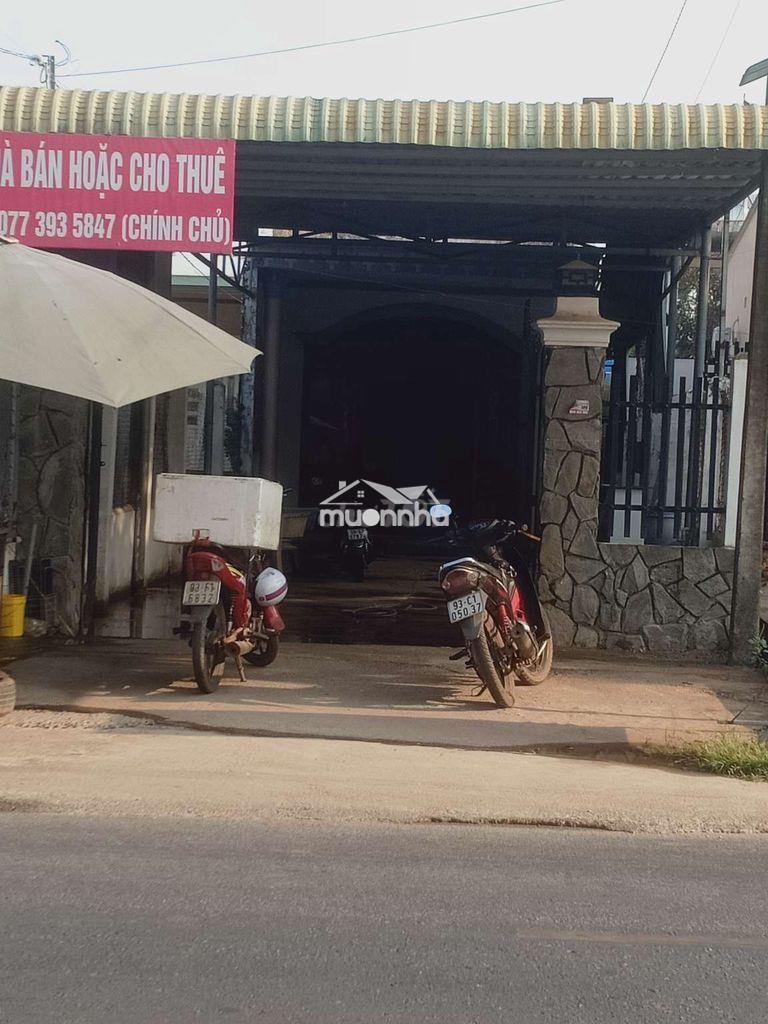 Nhà mặt tiền  kinh doanh  sầm uất cho thuê