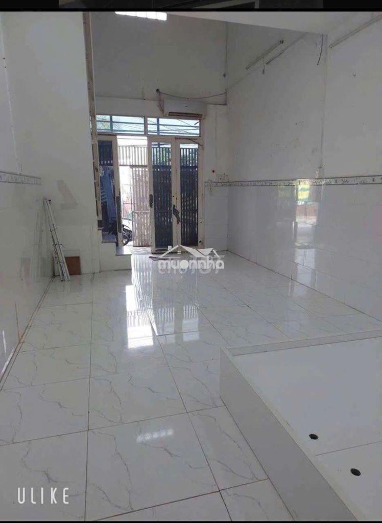 Cho thuê phòng và nhà ql50 giá 1tr6. giờ giấc tự do