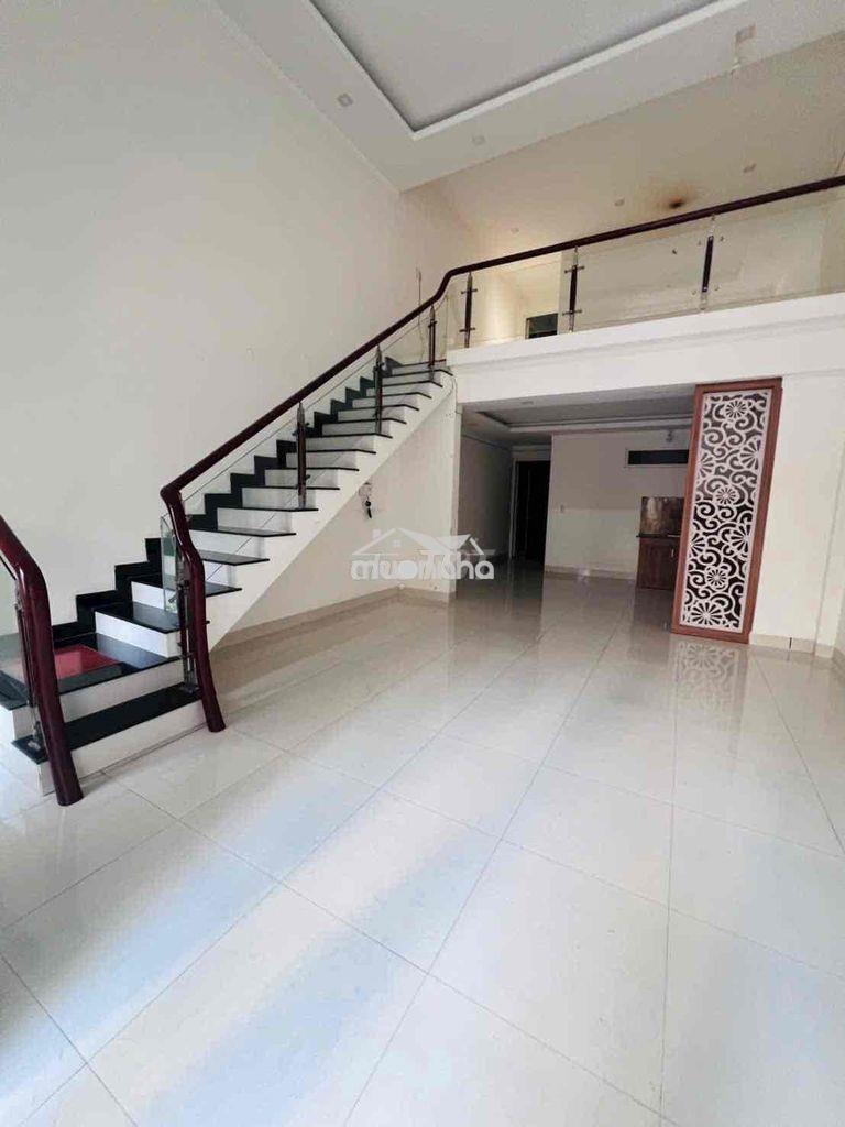 Cho thuê nhà nguyên căn trung tâm phố