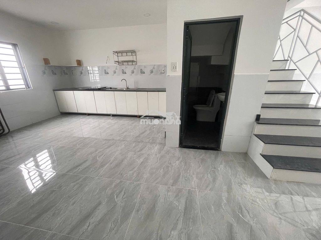 Cho thuê nhà chính chủ khu dân cư hồng long,phường hiệp bình, giá 12tr - 3