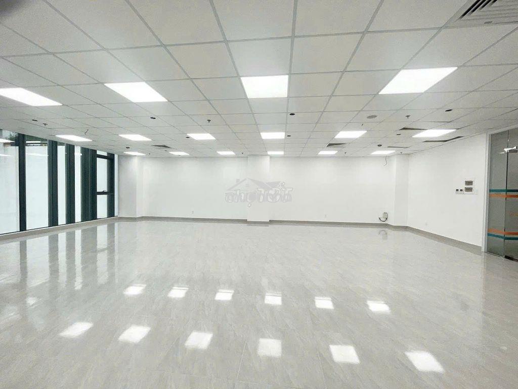 Cho thuê tòa nhà 10m x 20m hầm trệt 4 lầu thang máy - 3