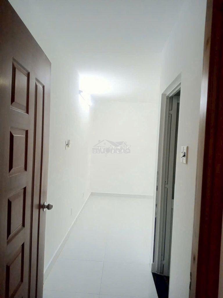 Bán căn hộ chung cư  bông sao block b, 3.350 tỷ - 3